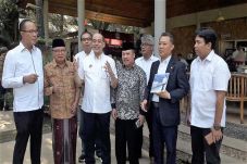 Menyiapkan SDM Menjadi...
