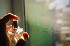 Penggunaan Parfum dan...