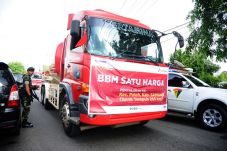 BBM Satu Harga Dilanjutkan,...