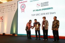 Pelni Sabet Penghargaan...
