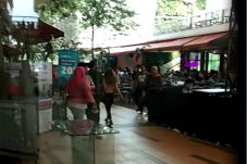 Usut Motif, Polisi Buru...
