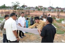 Pasar Induk Diharapkan...
