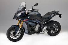 BMW Motorrad Bersiap...