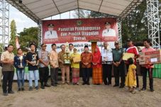 Bupati Lombok Utara...