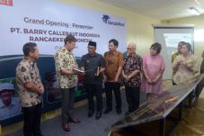 Barry Callebaut Gandeng...