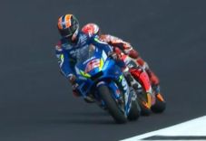 Marquez Dipecundangi...