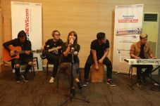 Tepis Tudingan Netizen,...