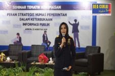 Bea Cukai Maluku Minta...
