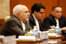 Iran: Penolakan Terhadap...