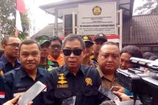 Jonan Minta Warga Patuhi...