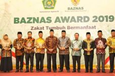 Gubernur Banten Wahidin...