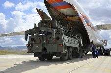 Sistem Rudal S-400 Rusia...