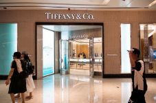 Tiffany & Co Luncurkan...