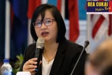 Kepala Kanwil Bea Cukai...