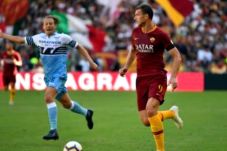 AS Roma Tatap Derby...