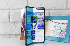Rumor: Samsung Luncurkan...