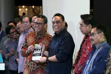 Menpan RB Luncurkan...