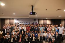 Pelaku Industri Didorong...