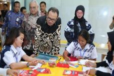 Menaker Hanif Dhakiri...