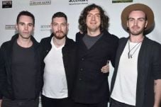 Snow Patrol Batal Tampil...