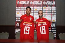 Tony Sucipto: Hadirnya...