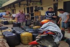 Polda Banten Bongkar...