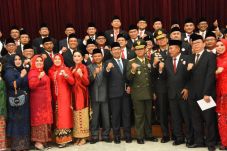 120 Anggota DPRD Jabar...