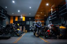 Penuhi Kebutuhan Bikers,...