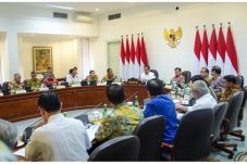 Jokowi Ingatkan Menteri...