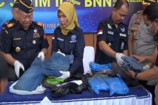 7 Kg Ganja Dikemas dalam...