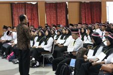 MNC Sekuritas dan Universitas...