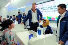 XL Axiata Iming-imingi...