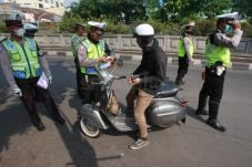 Delapan Hari Operasi...