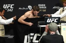 Khabib dan Poirier Selesai...