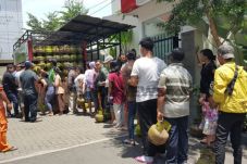 Angkutan Gas 3 Kg Protes...