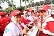 Bebas Gigi Berlubang,...