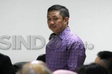 Anis Matta Cs Segera...