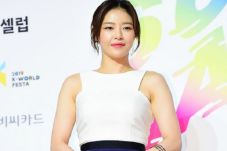 Park Ha Na Pilih Putus...