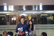 BJ Habibie Wafat, AHY:...