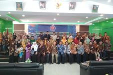 ITB Ahmad Dahlan Resmi...