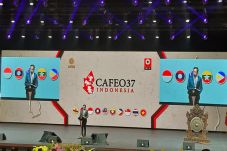 Jokowi Raih Penghargaan...
