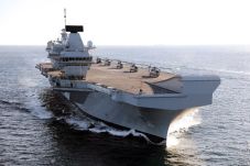Kerahkan Kapal Induk...