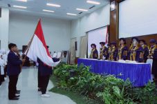 Lantik Mahasiswa Baru,...
