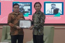 Greatedu Mencari Pahlawan...