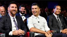 Lionel Messi Terima...