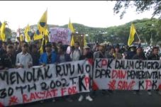 Demo Mahasiswa Tolak...