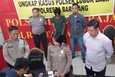 2 Minggu Keluar Penjara,...