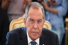 Menlu Rusia: Perang...