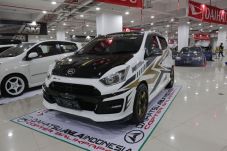 Penjualan Mobil Daihatsu...