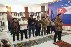 Masyarakat Indonesia...